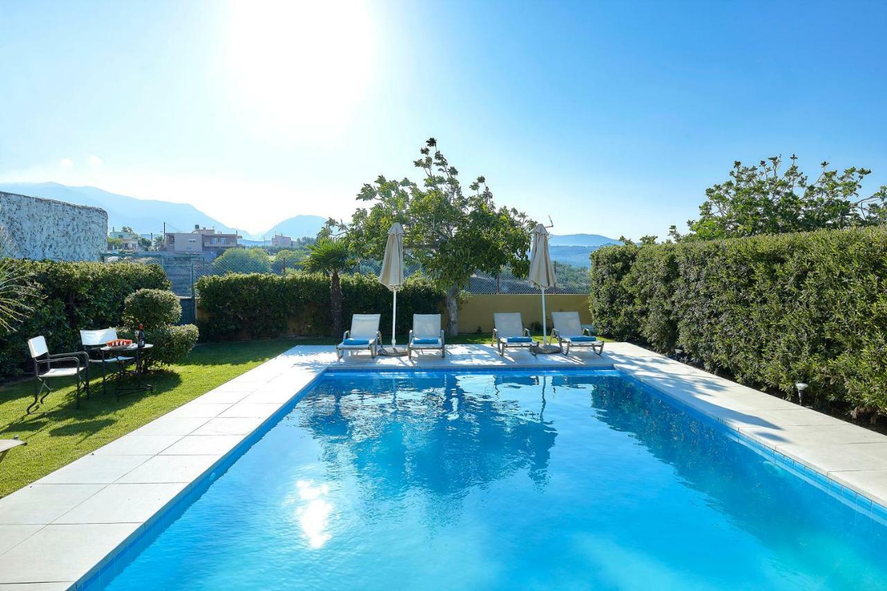Castello Villa Daphnes - Private Pool & Whirlpool Dhafnes Exterior photo